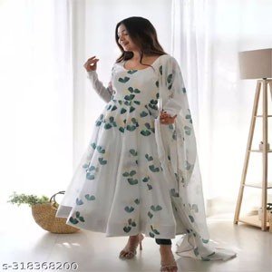 GOWN & DUPATTA