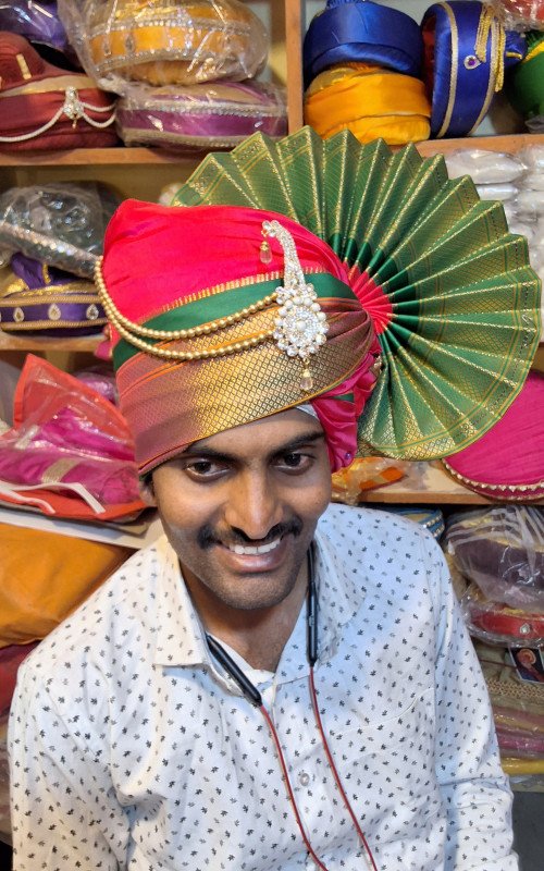 PAITAHNI NAVAR DEV FETA FOR RENT AND SEAL