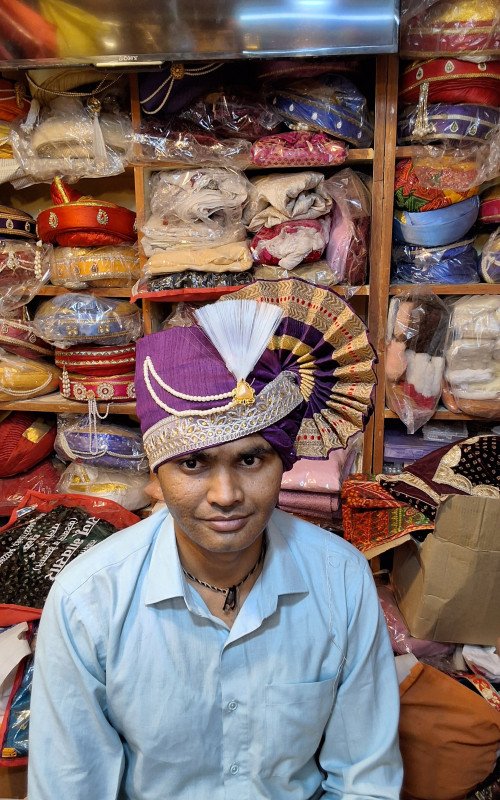 PAITHANI NAVAR DEV FETA FOR RENT AND SEAL