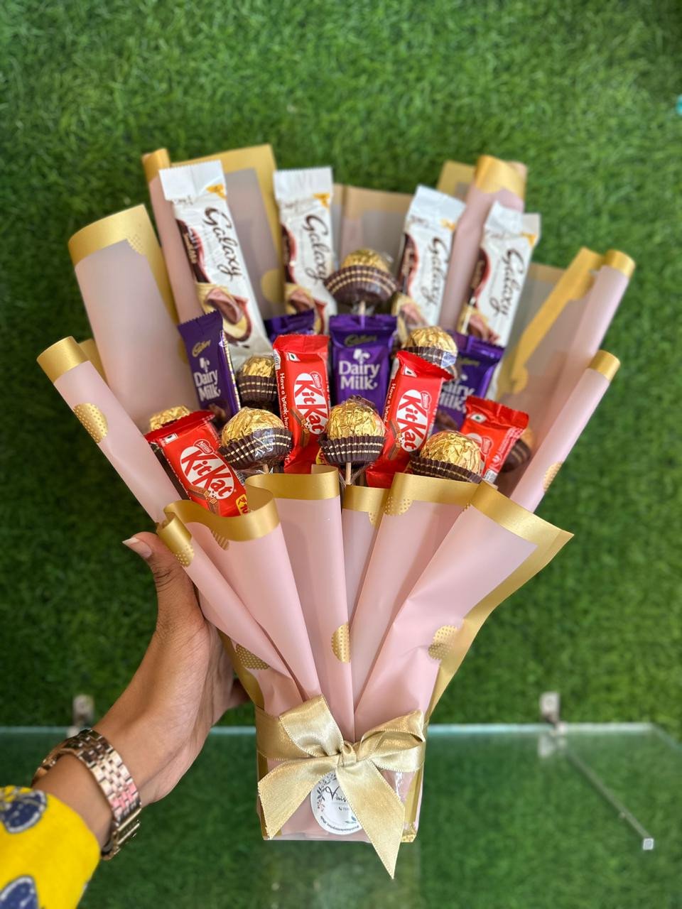 GIFT  AND ARTICLES 9